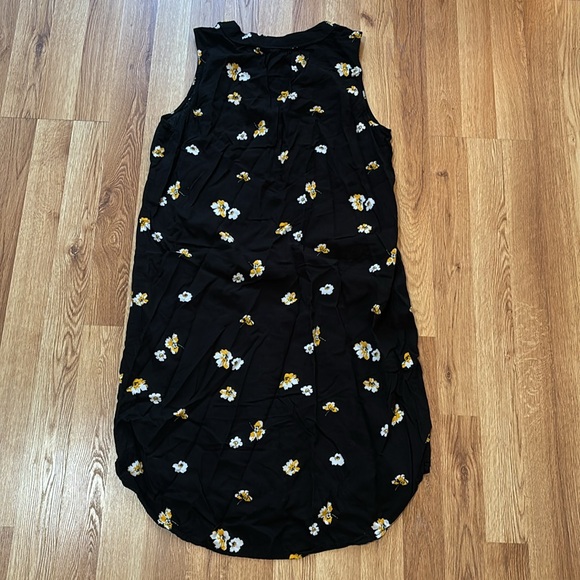 Old Navy Yellow Flower Dress - Picture 7 of 8